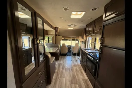 Cascade cruiser - Thor Motor Coach Four winds 24bl Class C