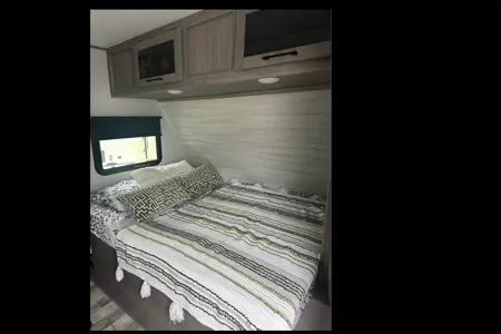 Pretty Lher's Keystone Kodiak 196 BH Travel Trailer