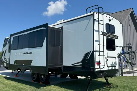 Brand New Family Bunkhouse!