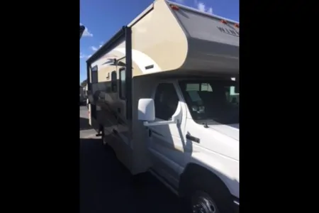 John's Winnebago Minnie Winnie Class C