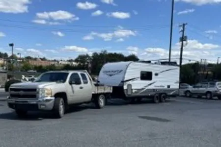 Starcraft Autumn Ridge 20MB Travel Trailer