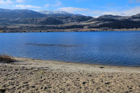 Hidden Gem RV Cottage - Private beach