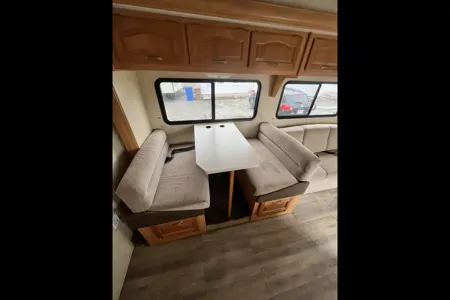 Forest River Sunseeker Classe C