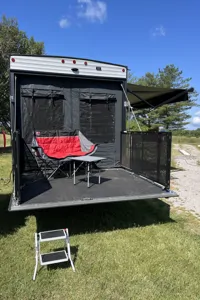 Dale Hollow Toy Hauler