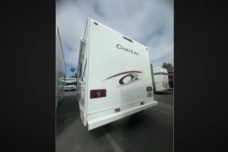 27R 2022 Thor Motor Coach Chateau