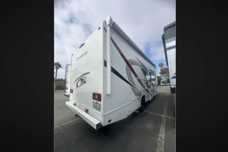 27R 2022 Thor Motor Coach Chateau