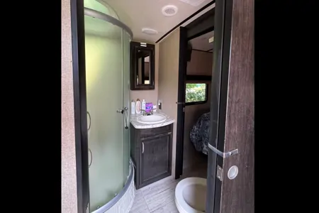 Jen and Dave's Grand Design Imagine Travel Trailer