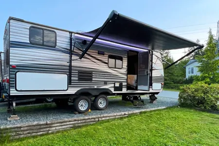 Ringland Springdale 24ft Bunkhouse Trailer