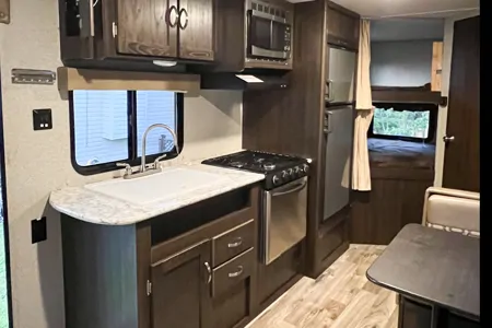 Ringland Springdale 24ft Bunkhouse Trailer