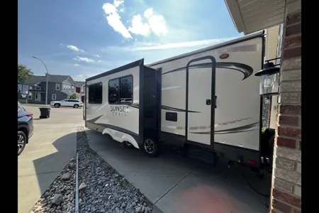 2017 Sunset Trail 270BH