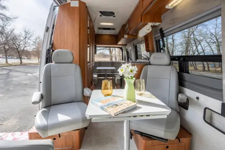 Meet Snoopy – Your Adventure-Ready Roadtrek Sprinter Van!