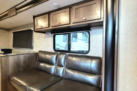 American Dream RV Near Canyon Lake