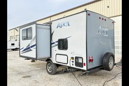 Light weight family friendly Coachmen Apex Nano 193bhs Travel Trailer