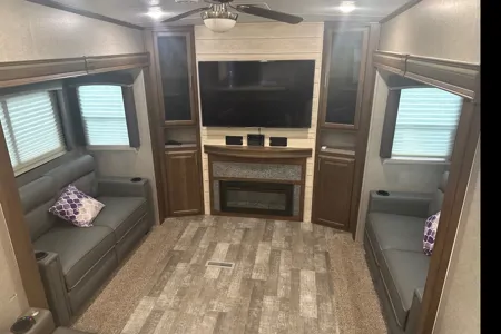 (Delivery only) 2020 Forest River Ultra Light