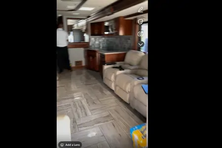 Fleetwood Discovery Class A