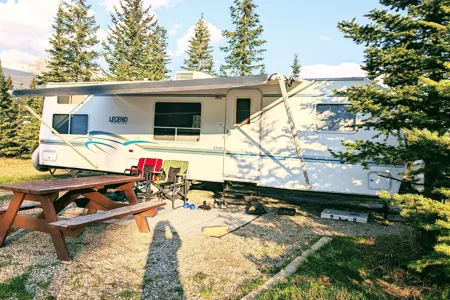 Sean's Vanguard Legend Travel Trailer