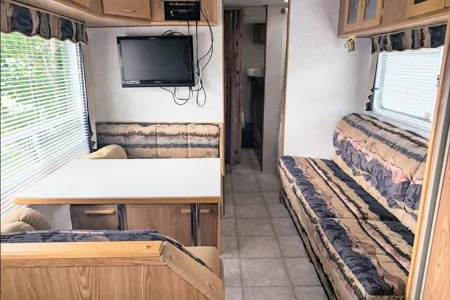 Sean's Vanguard Legend Travel Trailer