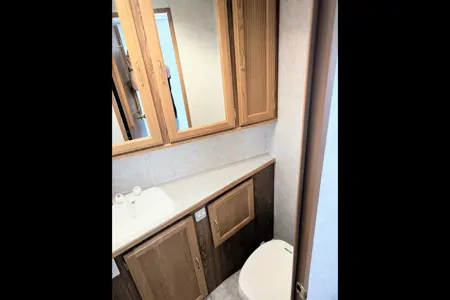 Sean's Vanguard Legend Travel Trailer