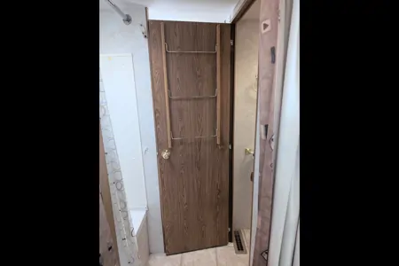 Sean's Vanguard Legend Travel Trailer