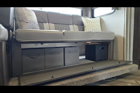 2022 Forest River Salem Cruise Lite Travel Trailer sleeps 10