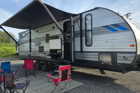 2022 Forest River Salem Cruise Lite Travel Trailer sleeps 10