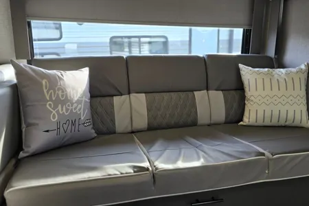 2022 Forest River Salem Cruise Lite Travel Trailer sleeps 10