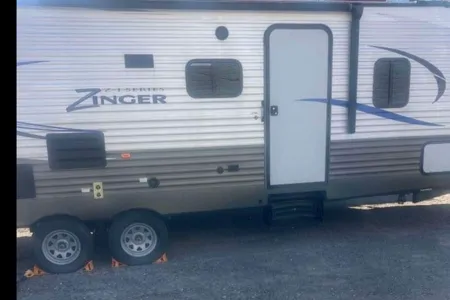 L’inoubliable Zinger ZR272 Roulotte