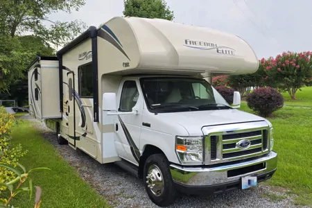 Andrey's Thor Motor Coach Freedom Elite Class C