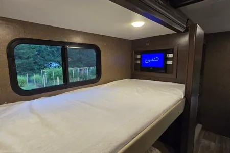 Andrey's Thor Motor Coach Freedom Elite Class C