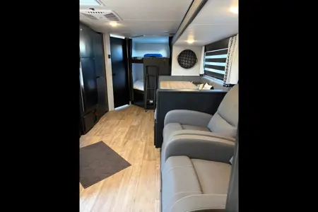 Luxury  Greywolf 26DBH Travel Trailer with fireplace