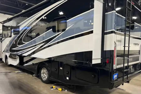 'Valerie' 2023 Winnebago Vista ACO2044