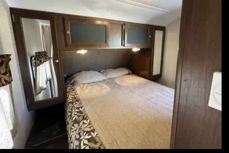 Mandie's Glamping Haven