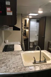 Ultimate Family Basecamp — Pristine 28' Keystone Bullet | Sleeps 8 | Pickup Only