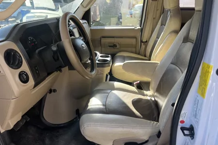 Constable Paul Leal's Coachmen 311 FS Class C