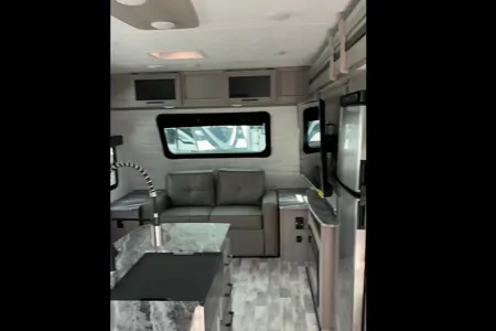 Dutchmen Kodiak Ultimate 3371 FLSL Travel Trailer"D