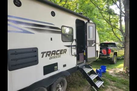 Eric 's Prime Time Tracer Breeze Travel Trailer