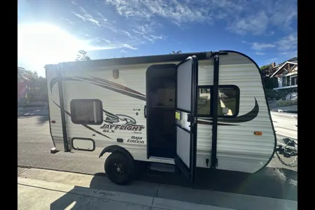 Jayco Flight SLX Baja edition