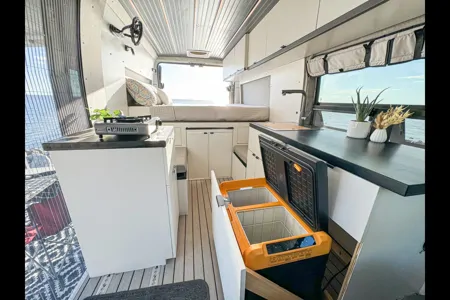 Off Grid Comfy Campervan