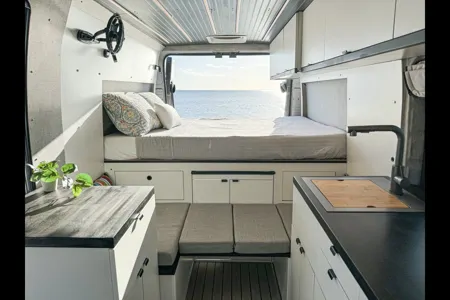 Off Grid Comfy Campervan