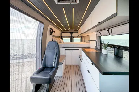 Off Grid Comfy Campervan