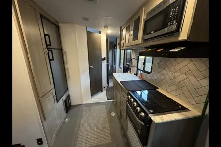 B&C’s adventure RV