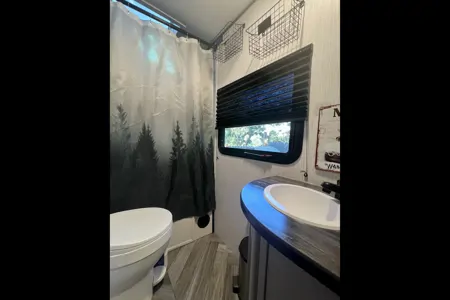 Spruce Moose Glamping — ***BRAND NEW*** 2024 Heartland Mallard M26 (32 ft)