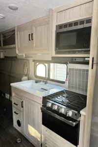 Sean's Forest River Aurora 26th Toy Hauler