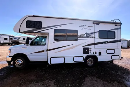 The Modern Explorer: 2024 Entrada