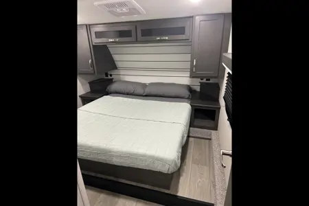 2025 Keystone Cougar Sport Fifth Wheel