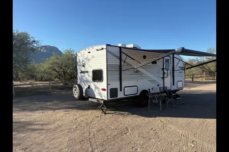 Bigfoot outdoor Rentals, Jayco Jay Flight 197 Travel Trailer
