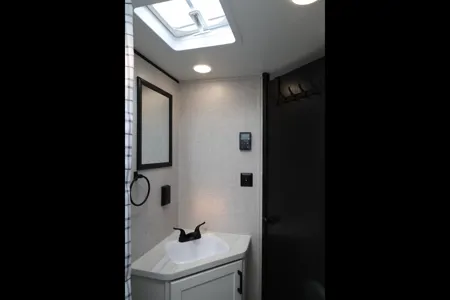 Bigfoot outdoor Rentals, Jayco Jay Flight 197 Travel Trailer