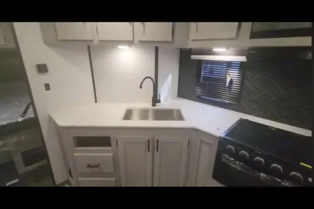 Pet Friendly Heartland 251BH King bed + Bunks