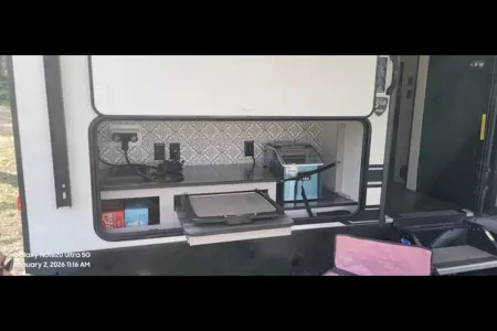 Pet Friendly Heartland 251BH King bed + Bunks