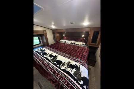 Farrah's Fifth Wheel